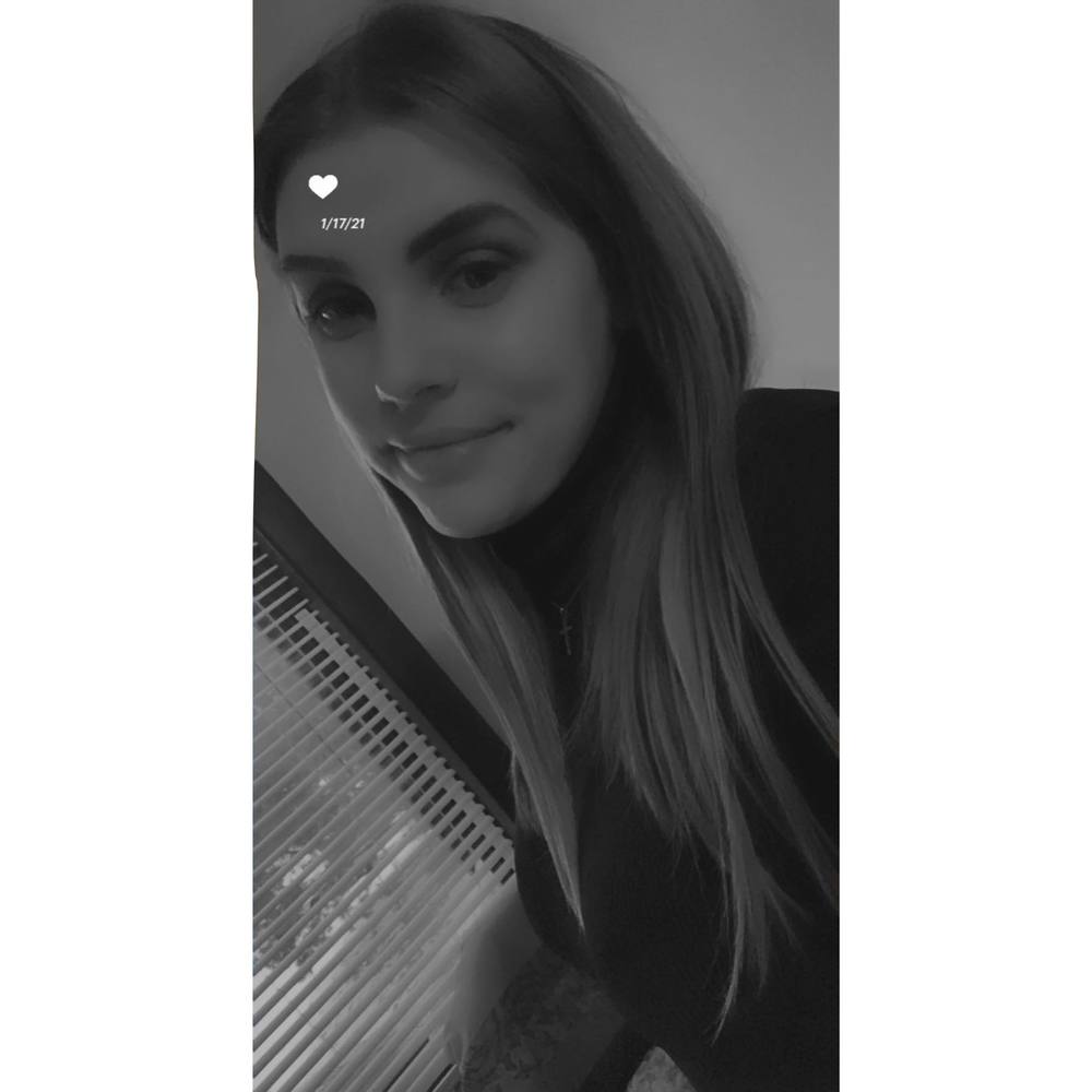 Meet your Posher, Anna